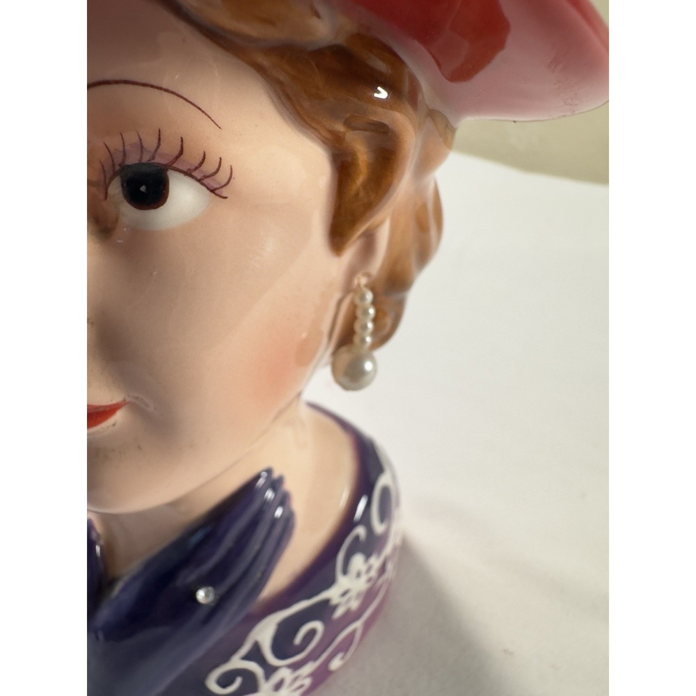 Lefton Head Vase 8 Inch Lady Porcelain Feather Hat Earrings - Picture 2 of 12